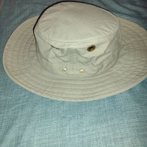 Tilley T4 Size 7 5/8